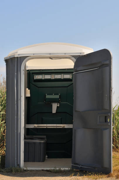 Best Porta potty delivery and setup  in Lofall, WA